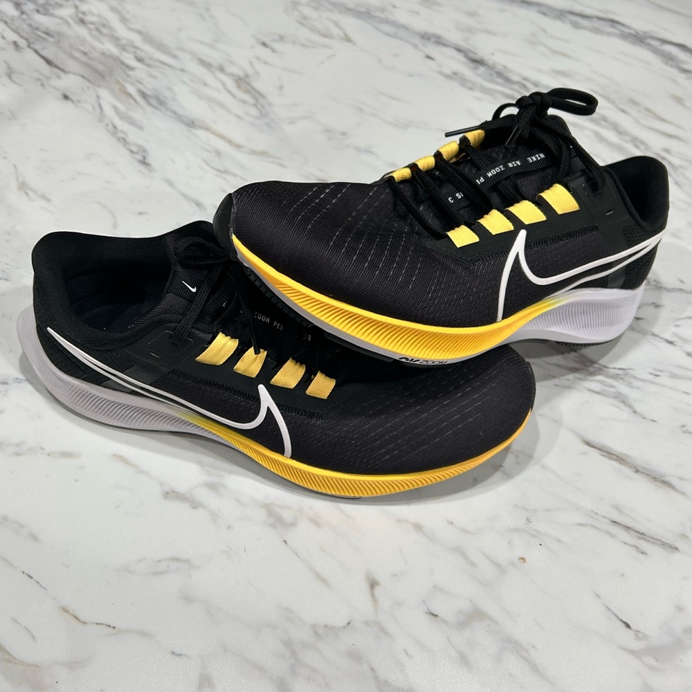 Nike Pegasus 38 Black and Yellow. Men’s 10
NIKE ID